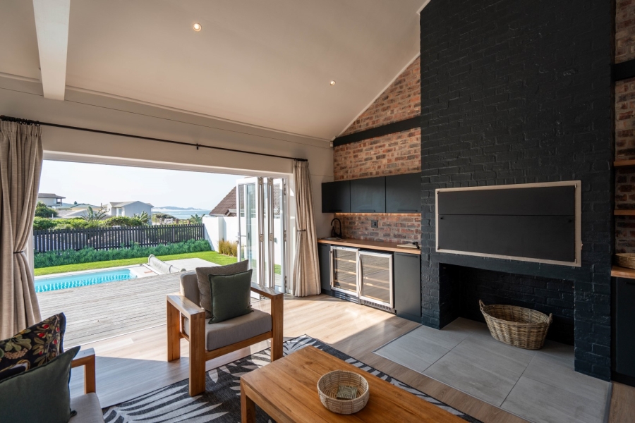 4 Bedroom Property for Sale in West Beach Eastern Cape